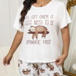 Women’s Plus Size Sloth Print Pajama Set