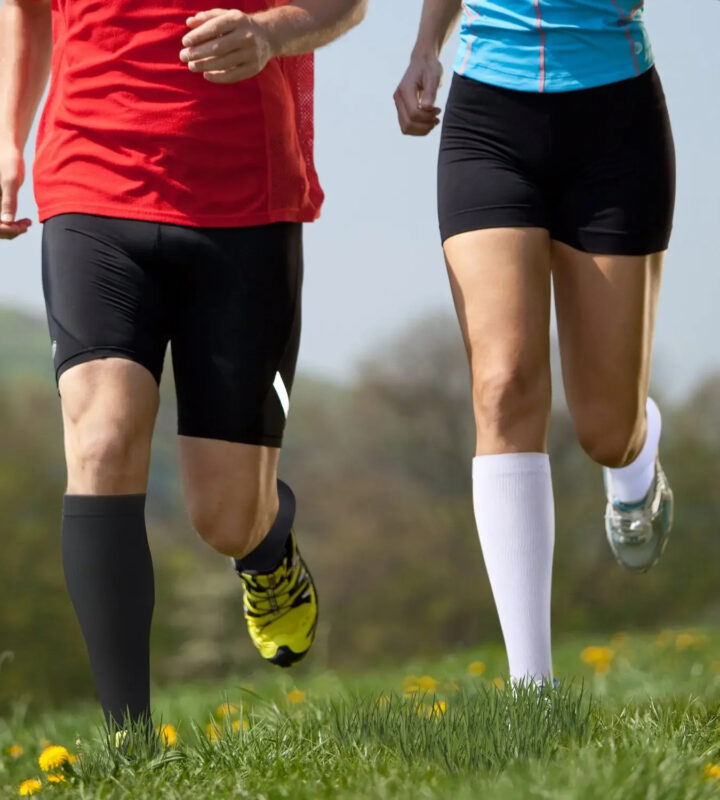 Compression Socks for Water Retention – 5 Pairs Knee-High 20-30 mmHg Compression Socks for Men & Women
