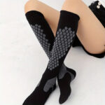 Men & Women Pressure Socks for Running & Fitness - Image 2